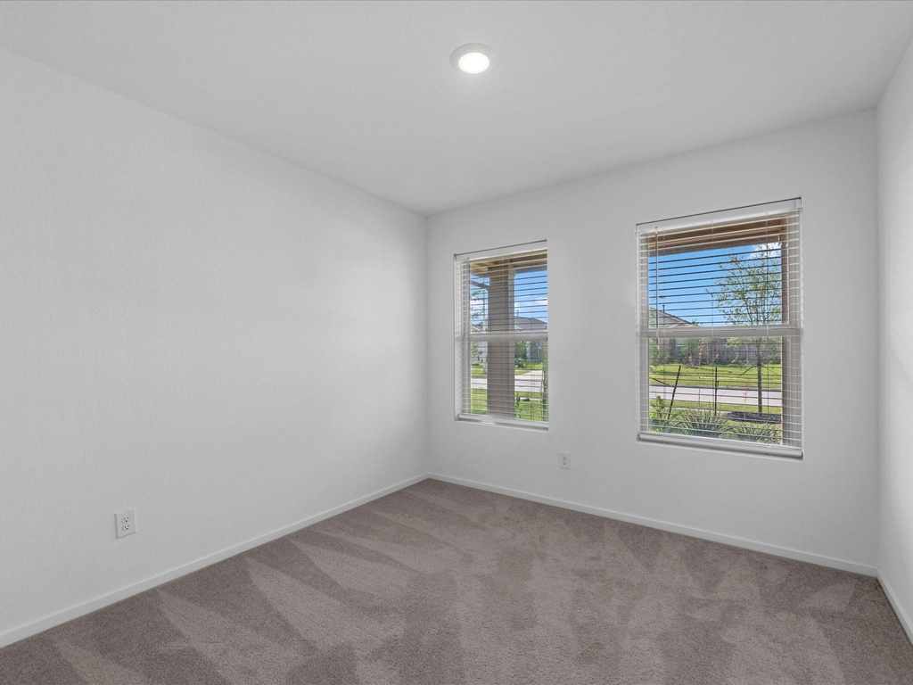 2106 Hyde Acres Street - Photo 8
