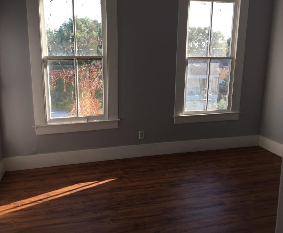 2806 Avenue M 1/2 - Photo 4