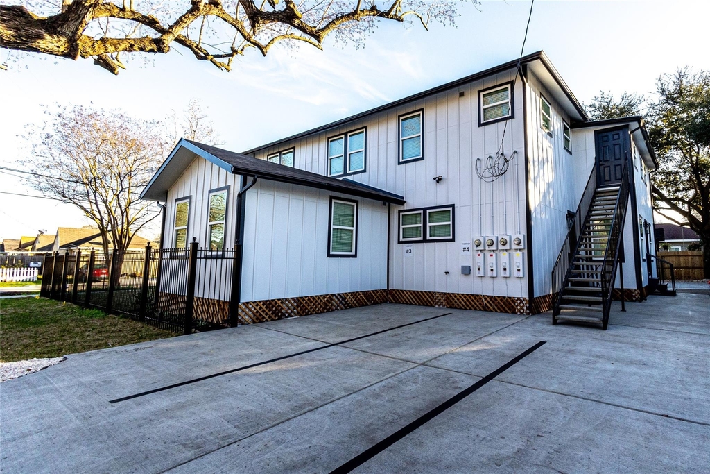 102 Marsden St - Photo 4