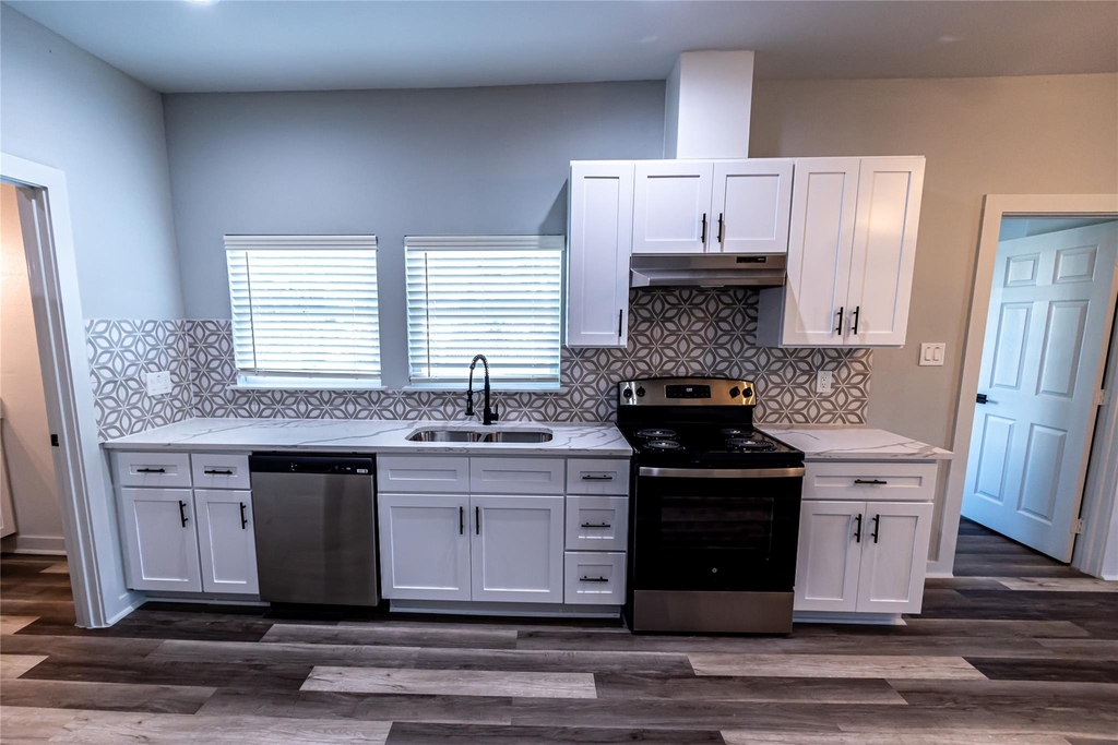 102 Marsden St - Photo 12