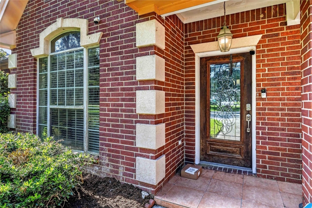 22962 Volga Drive - Photo 3