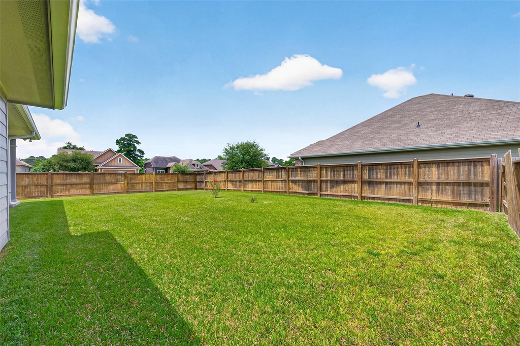305 Brocks Court - Photo 33