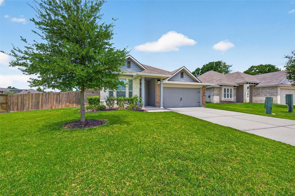 305 Brocks Court - Photo 3