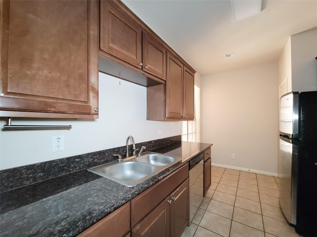 2255 Braeswood Park - Photo 16