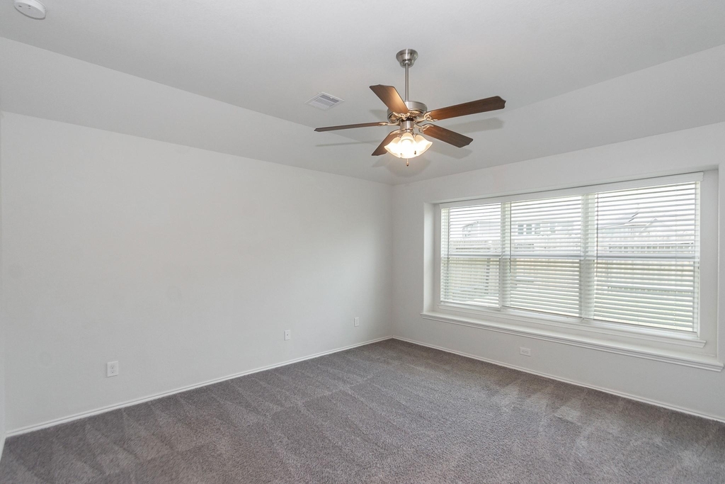 5186 Dry Hollow Drive - Photo 16