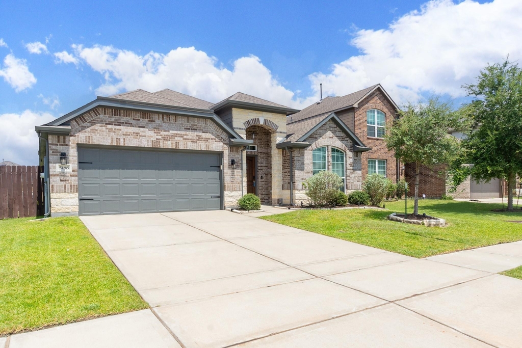 5186 Dry Hollow Drive - Photo 0