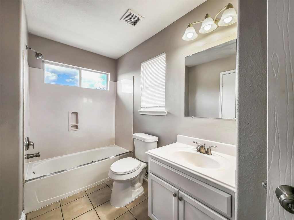14007 Marners Court - Photo 12