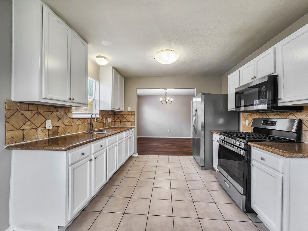 14007 Marners Court - Photo 6