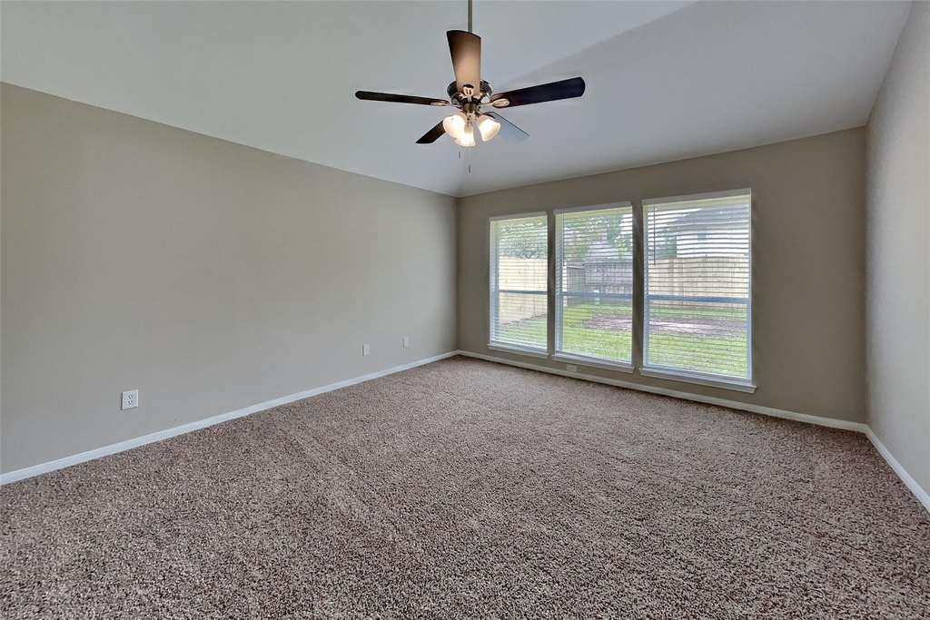 2222 Friarwood Trail - Photo 8