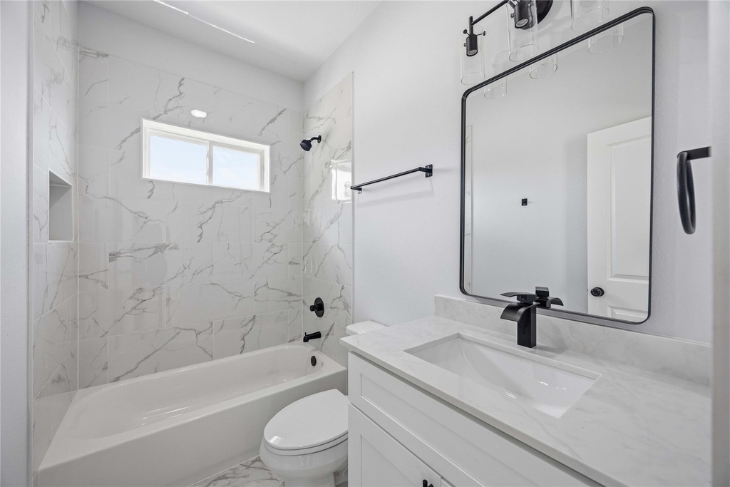4138 Larkspur Street - Photo 8