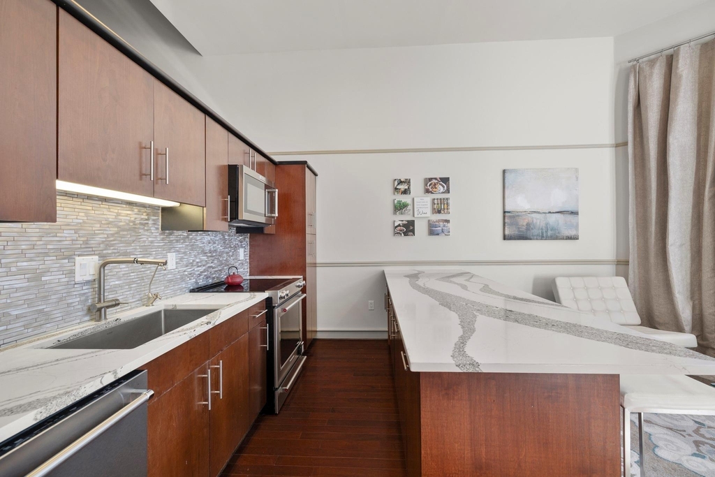 3311 Yupon Street - Photo 11