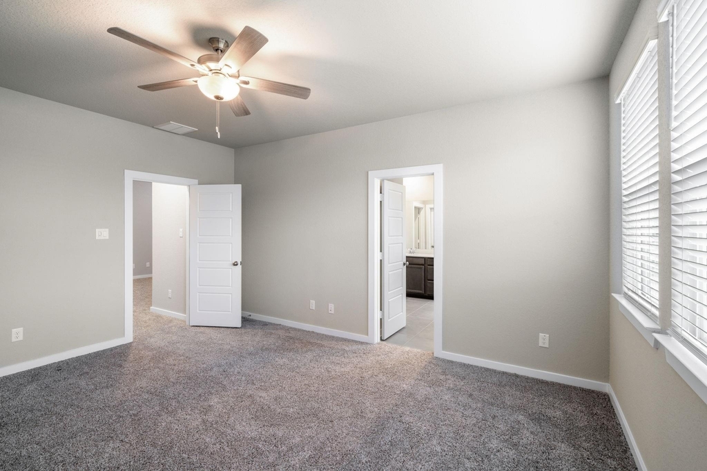 8209 Rising Stream Drive - Photo 22