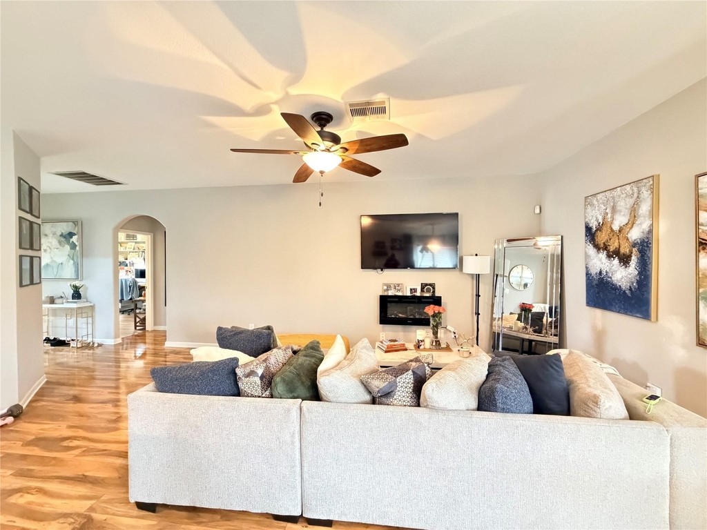 1807 Emerson Ridge Drive - Photo 6
