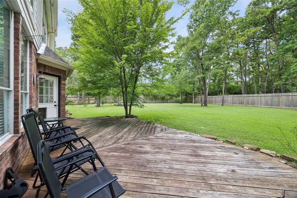 14 Guinevere Place - Photo 30