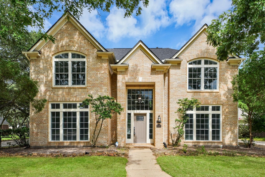 16203 Broken Timber Circle - Photo 0