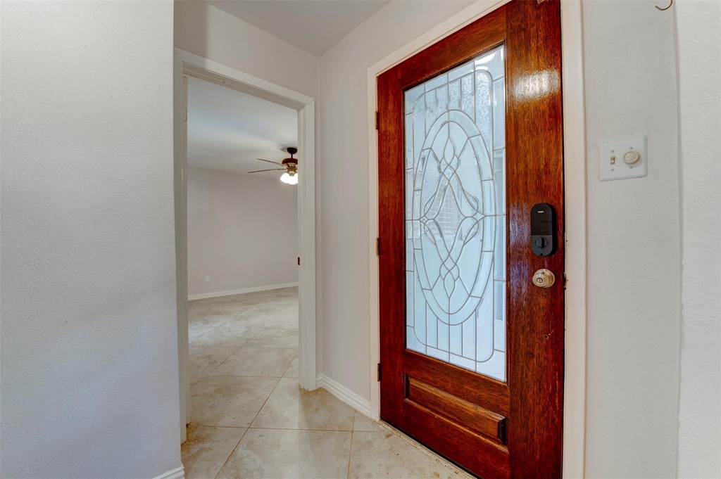10703 Highland Woods Drive - Photo 2