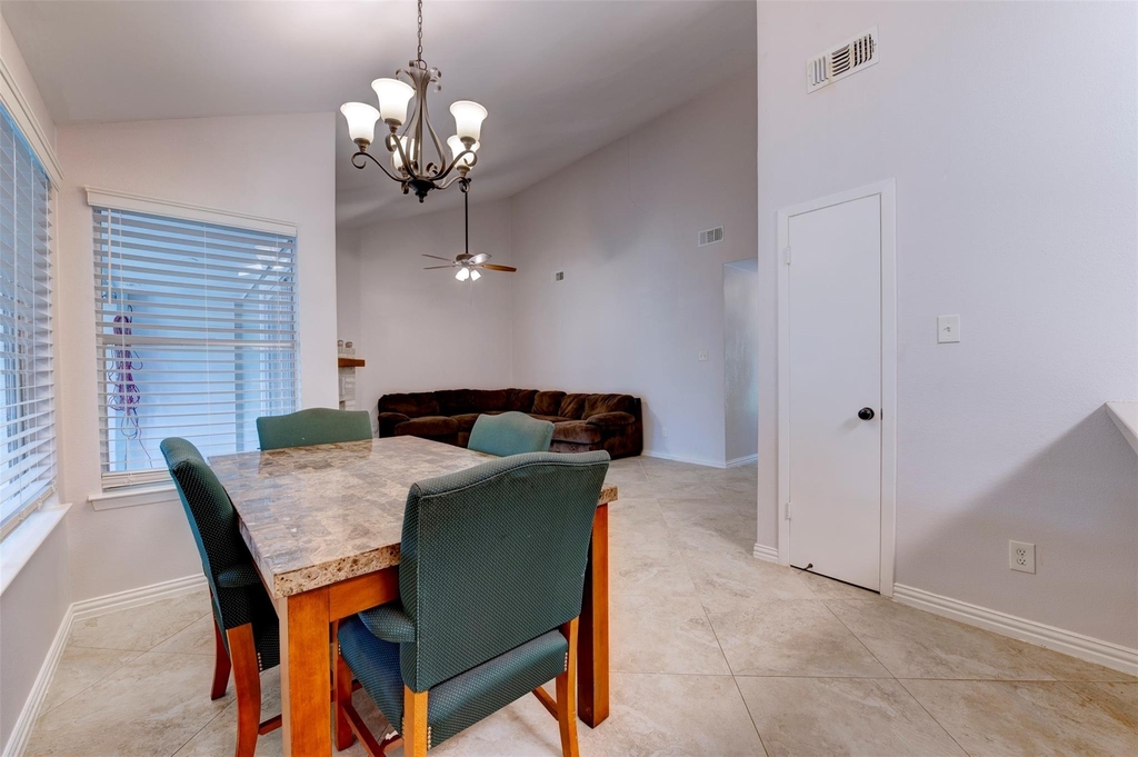 10703 Highland Woods Drive - Photo 21