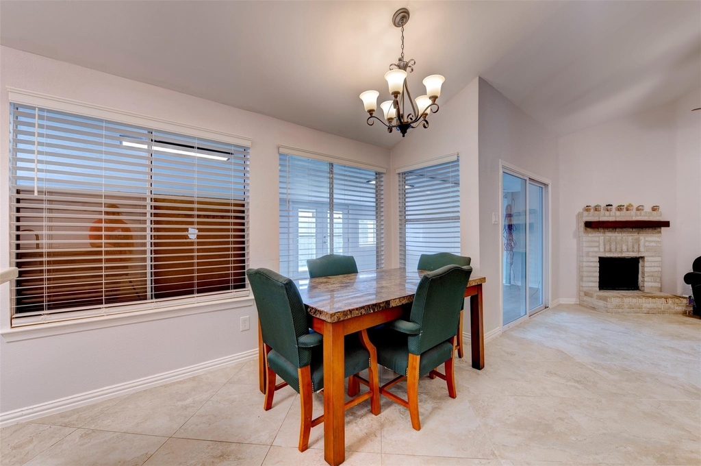 10703 Highland Woods Drive - Photo 20
