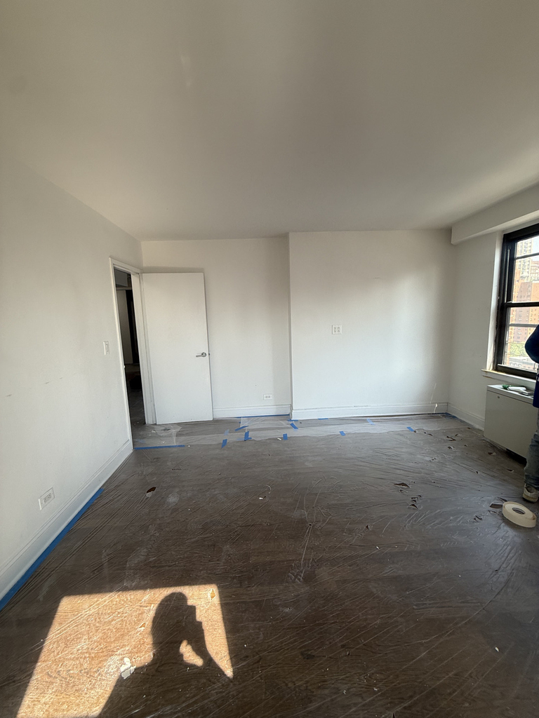 240 East 82nd Street - Photo 8