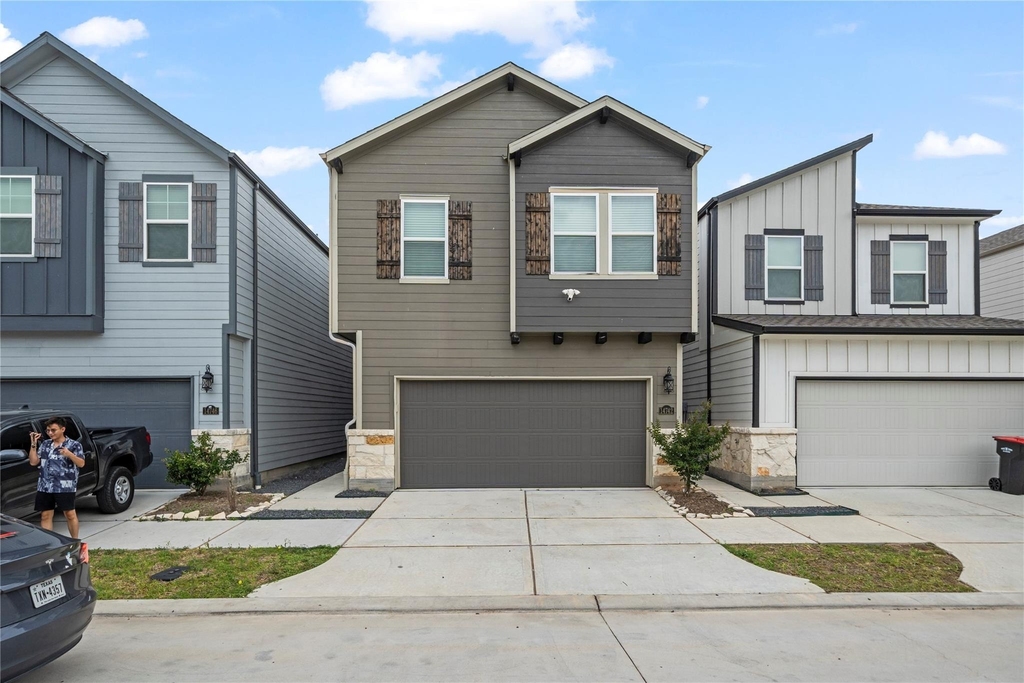 14742 Silent Gulf Avenue - Photo 0