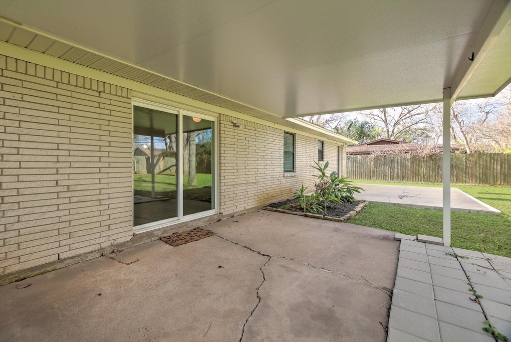 416 Southern Oaks Drive - Photo 15