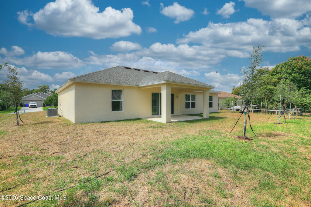 743 Breakwater Terrace - Photo 2
