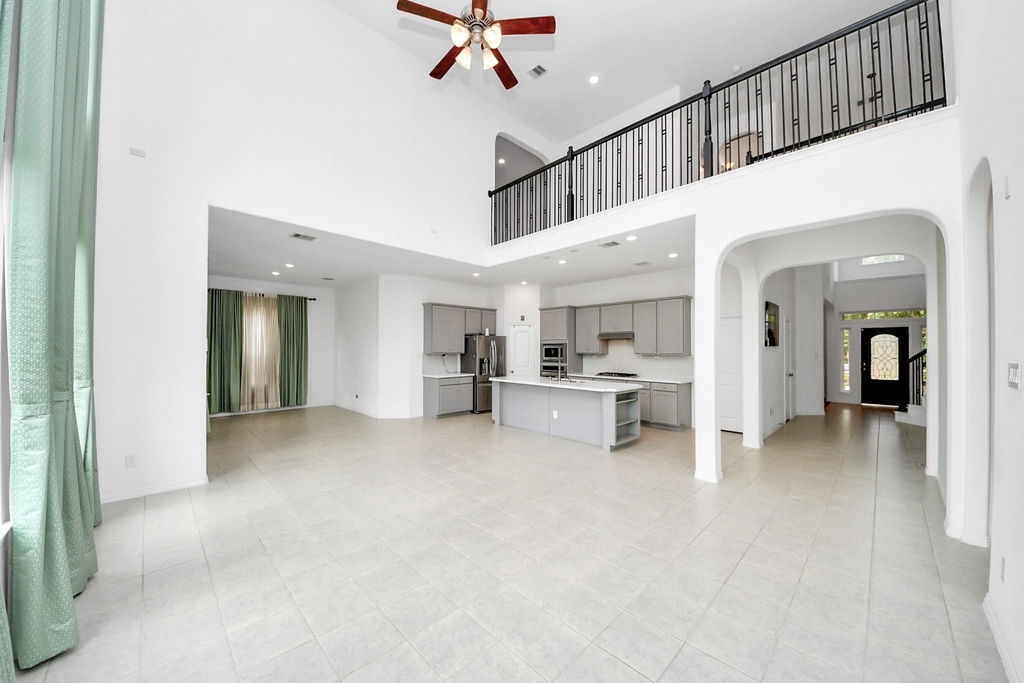 2210 Captain Davis Drive - Photo 3