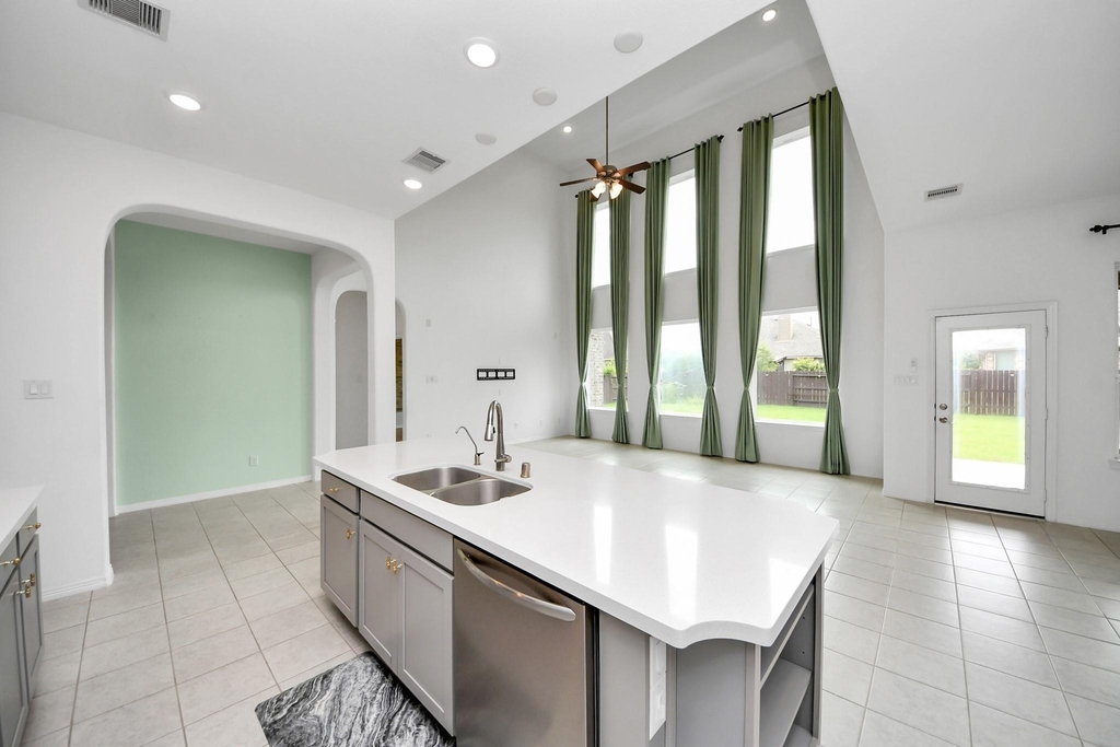 2210 Captain Davis Drive - Photo 8