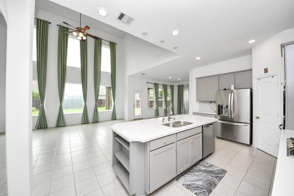2210 Captain Davis Drive - Photo 9