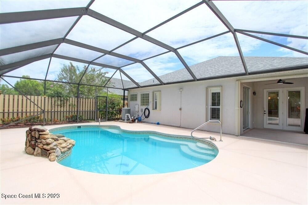1648 Kestrel Court - Photo 30