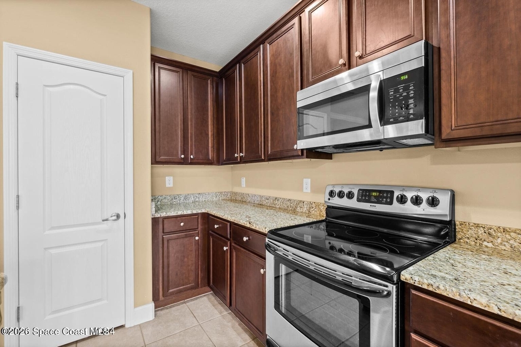 765 Ventura Drive - Photo 7