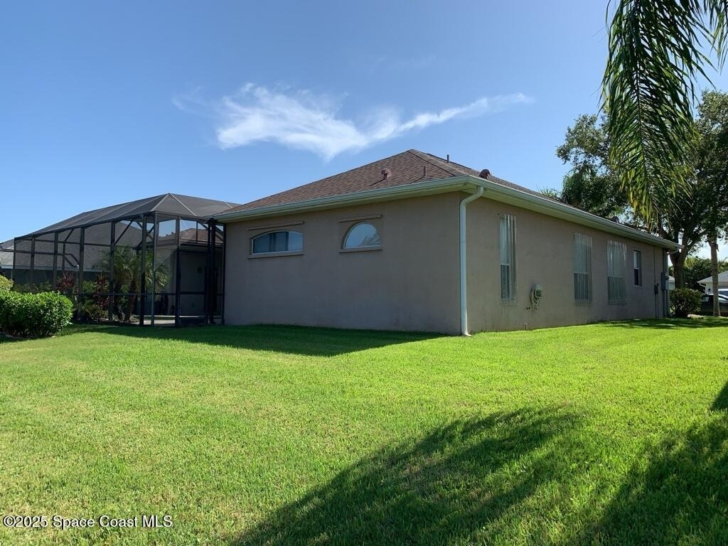 1901 Thesy Drive - Photo 4