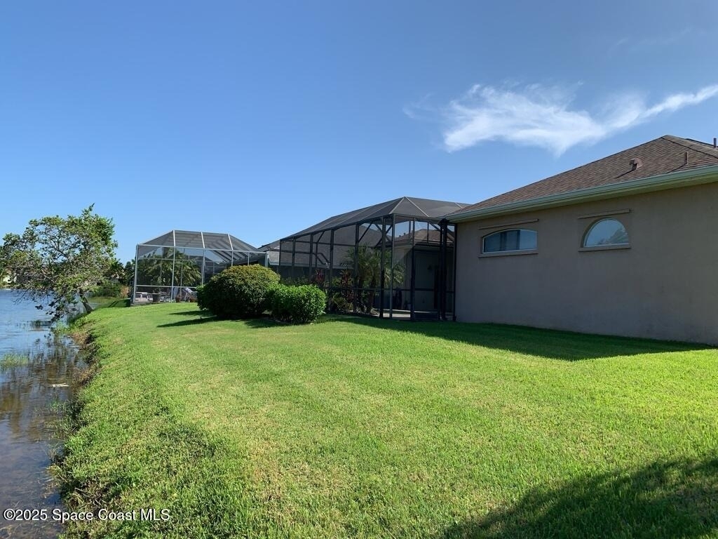 1901 Thesy Drive - Photo 5