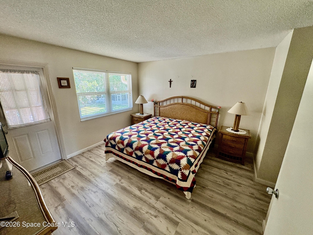 140 Aquarius Way - Photo 8