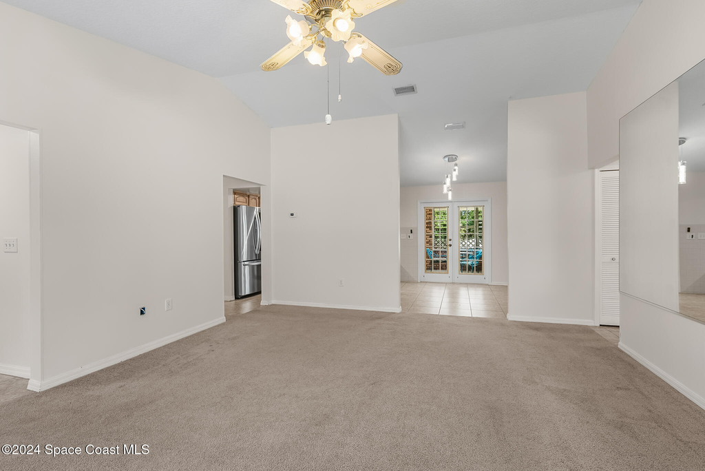 1005 Crazyhorse Avenue Nw - Photo 4