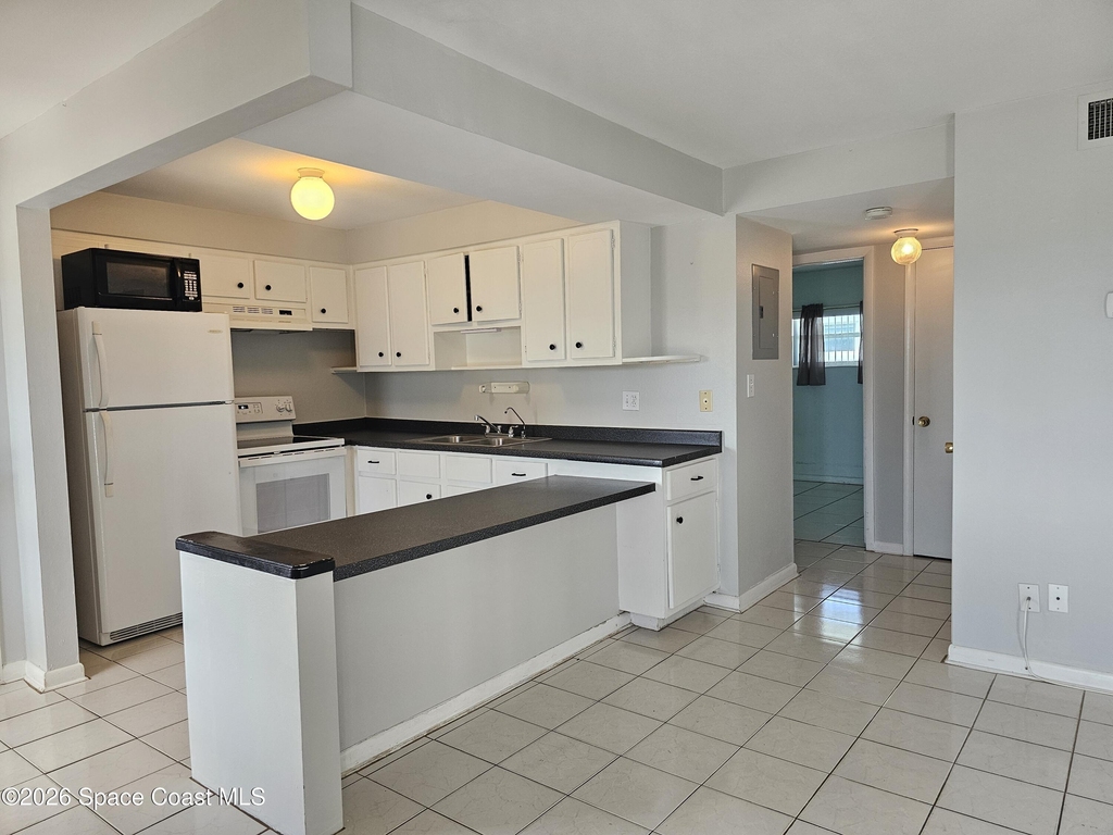 3601 Ocean Beach Boulevard - Photo 5