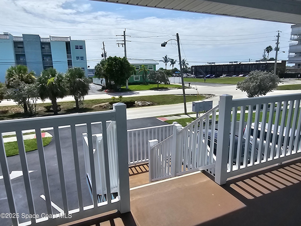 3601 Ocean Beach Boulevard - Photo 2