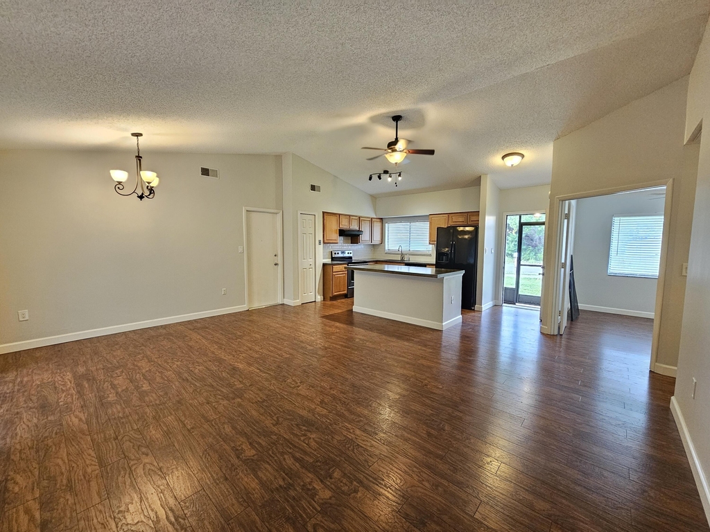 6527 Pleasant Avenue - Photo 4