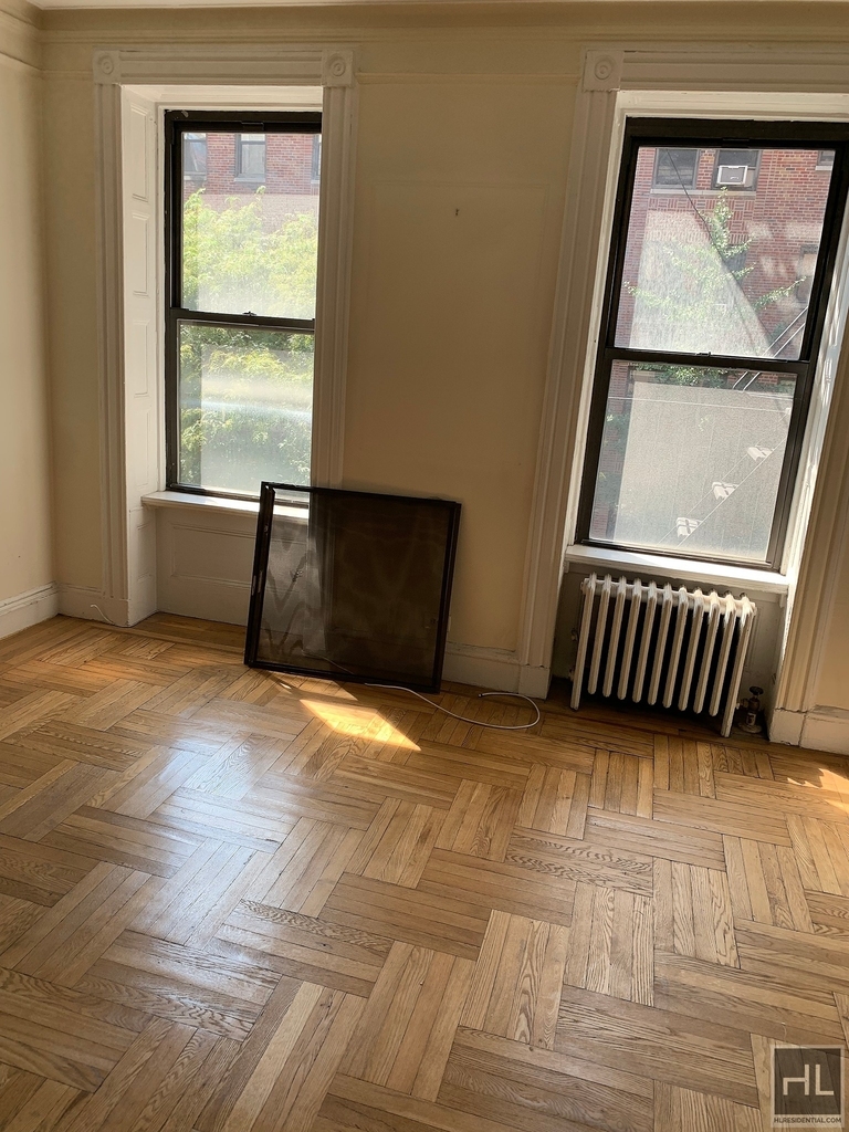 East 89 Street - Photo 3
