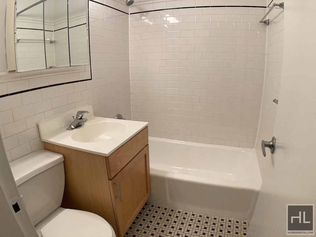 East 84 Street - Photo 2