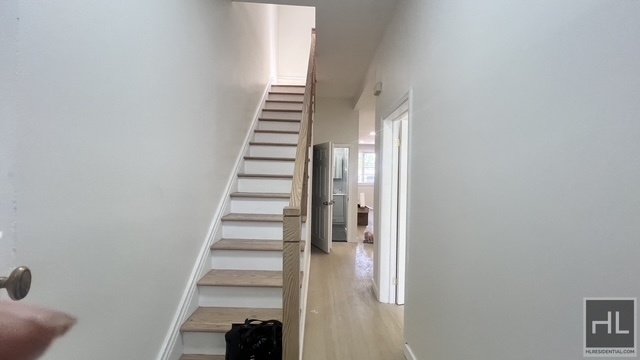 St Marks Avenue - Photo 14