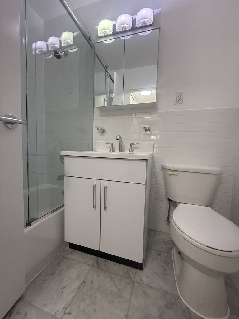 240 East 82nd Street - Photo 12