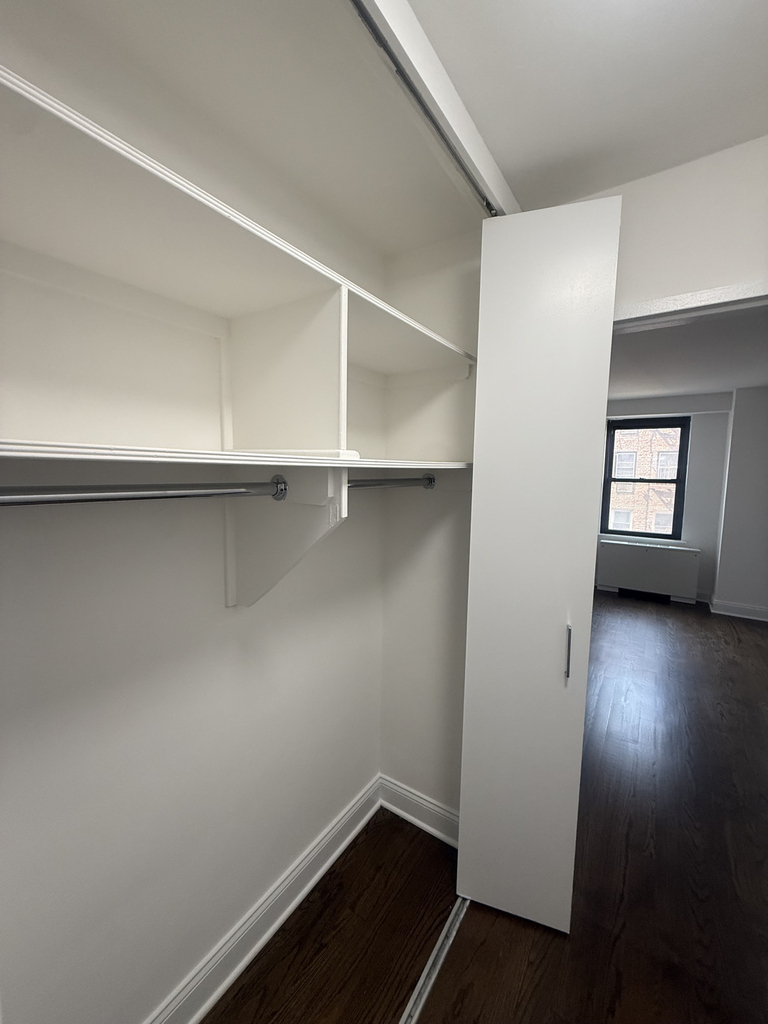 240 East 82nd Street - Photo 11