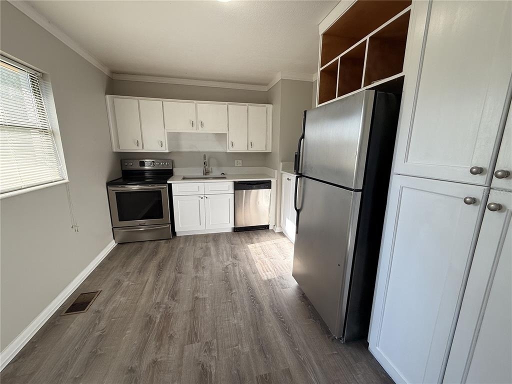 307 S Orange Avenue - Photo 3