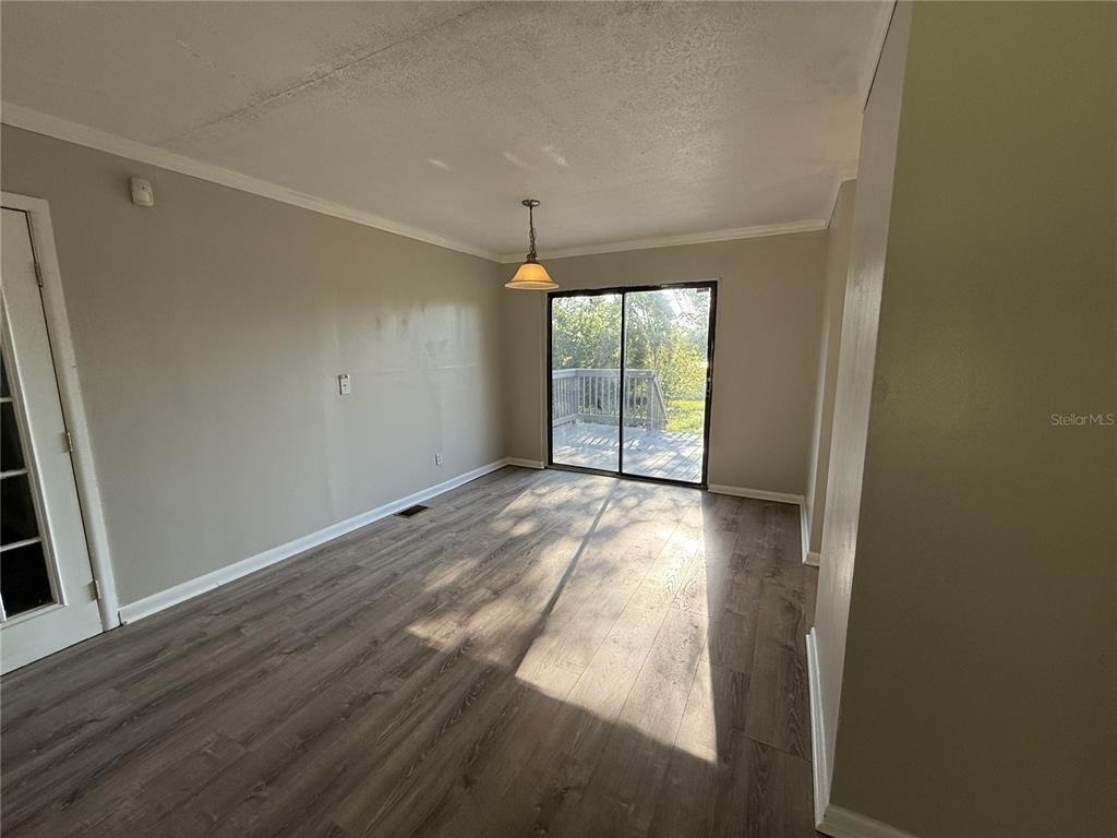 307 S Orange Avenue - Photo 2