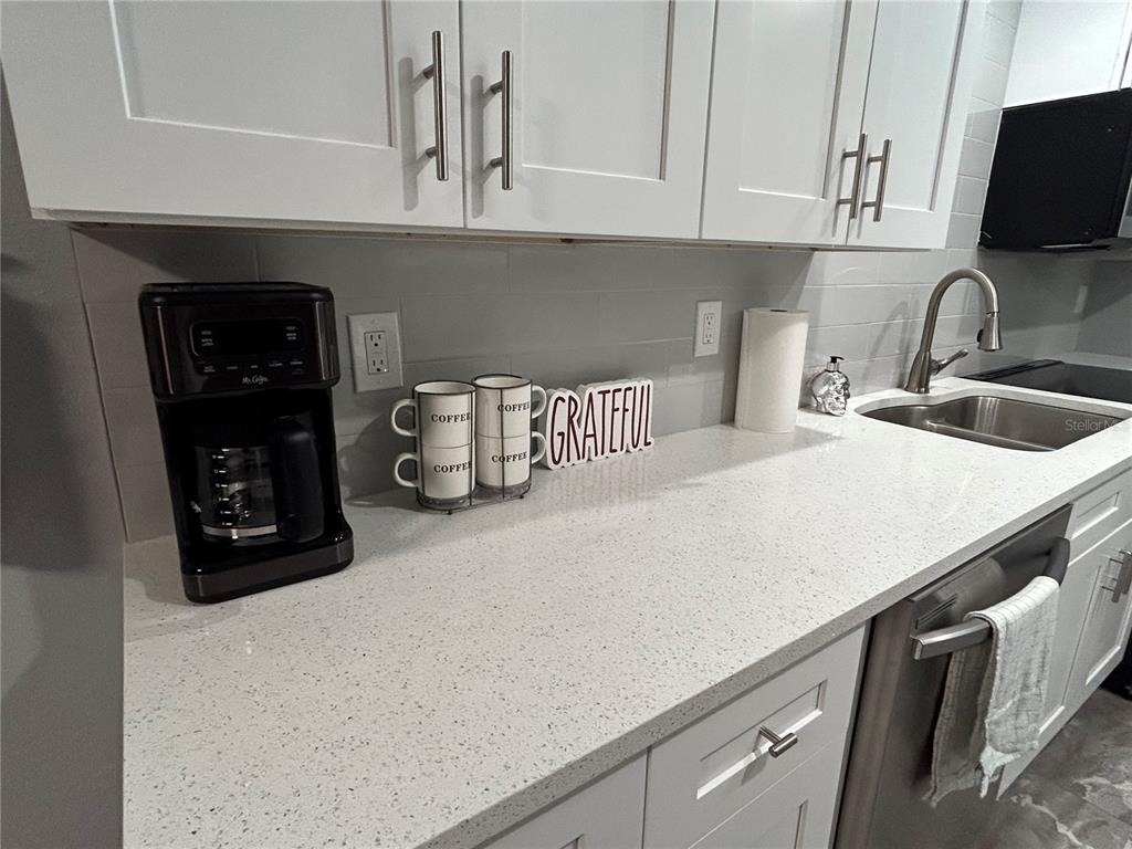 5702 27th Avenue S - Photo 6