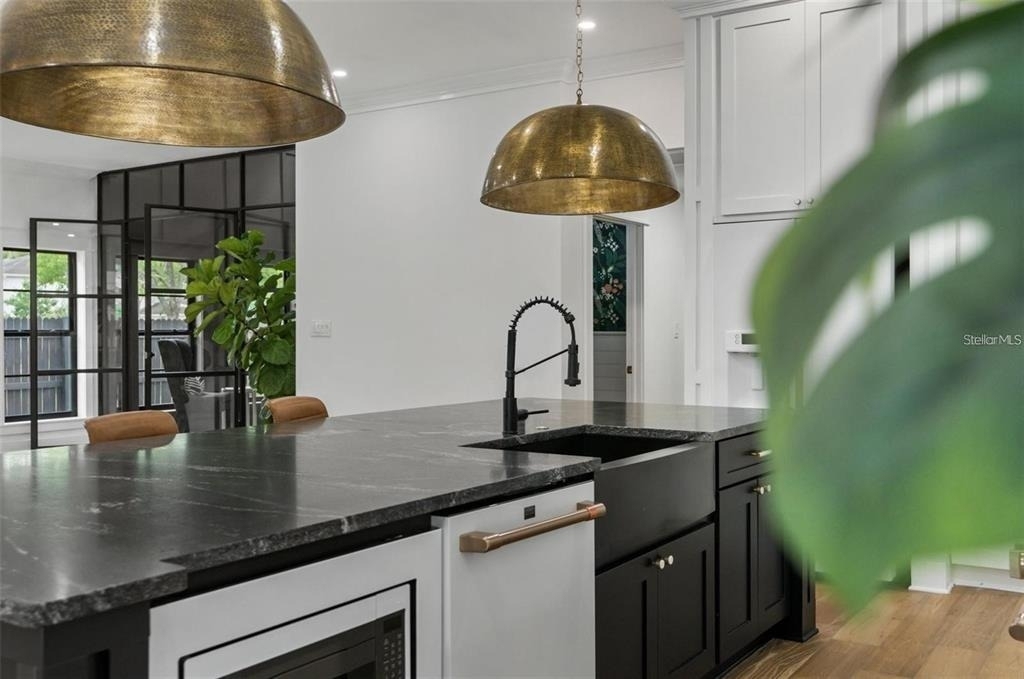 3501 W Tacon Street - Photo 17