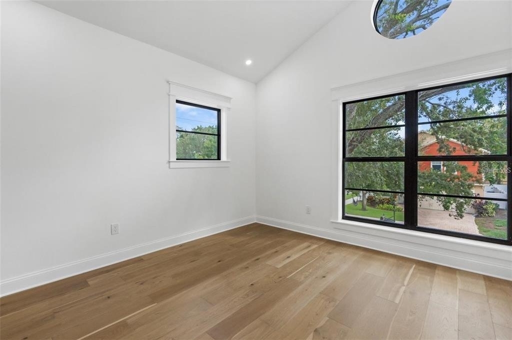 3501 W Tacon Street - Photo 37