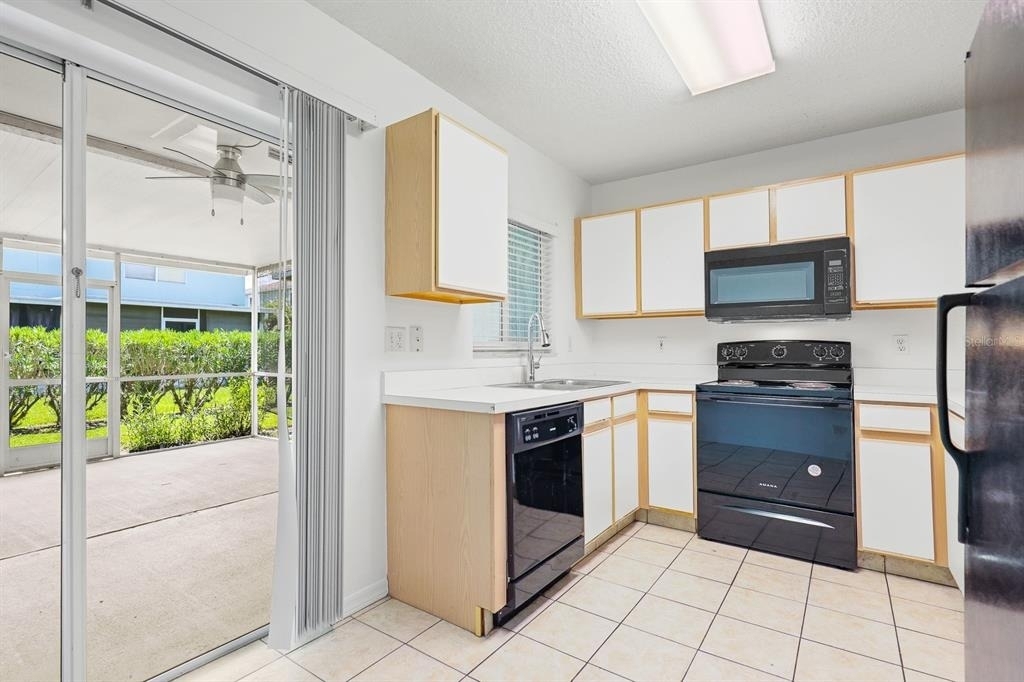 1326 Twilridge Place - Photo 9
