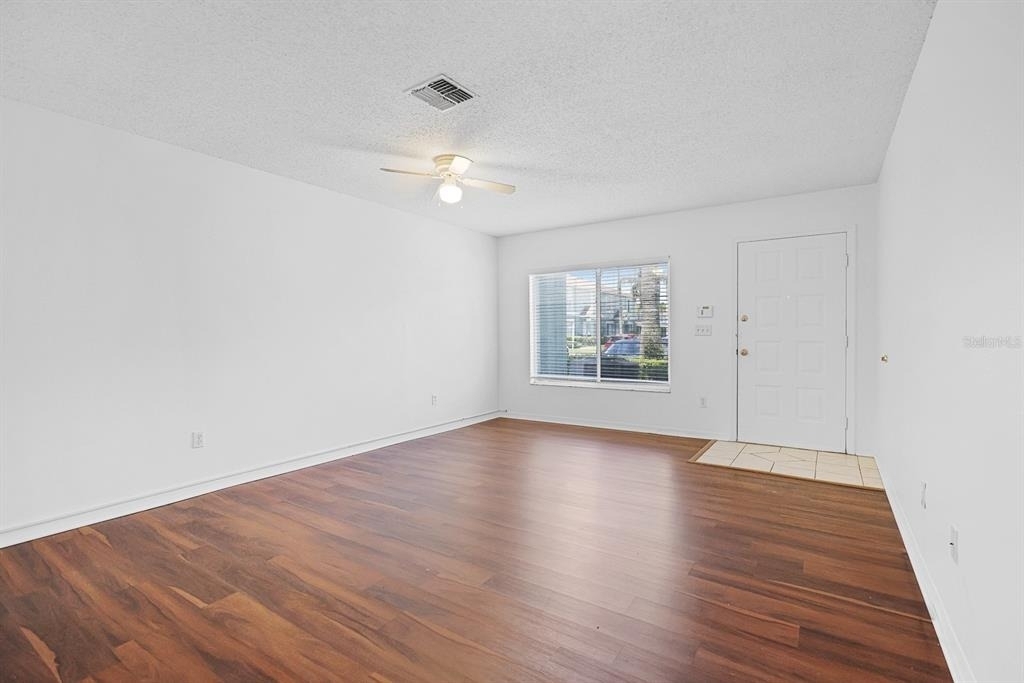 1326 Twilridge Place - Photo 4